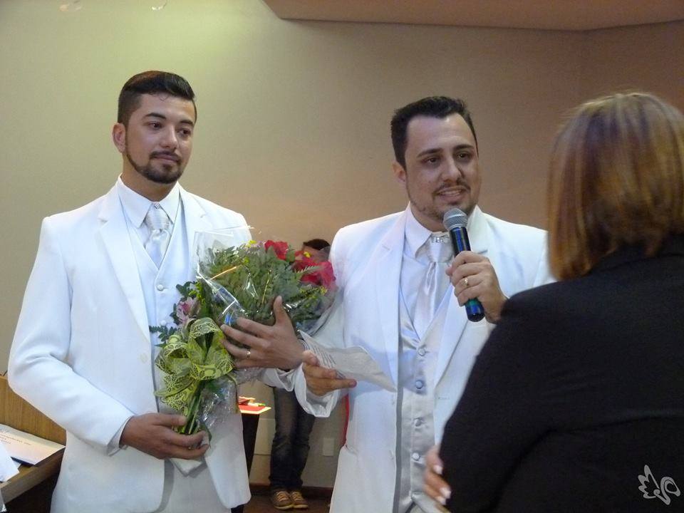 Casamento gay coletivo em Floripa organizado por Lu do Bem