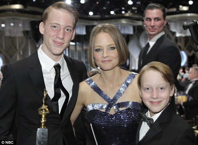 8 mães lésbicas e bissexuais famosas: Jodie Foster