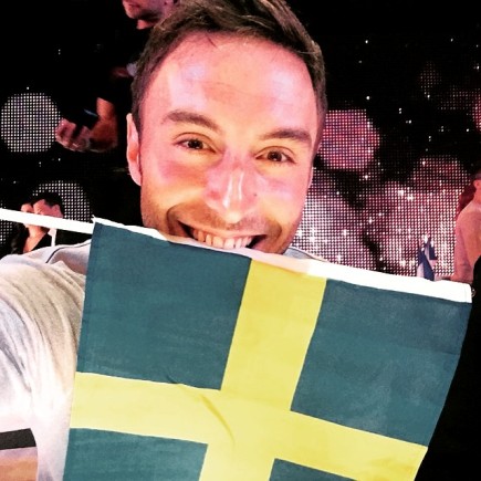 Man Zelmerlow celebra vitória da Suécia no Eurovision 2015