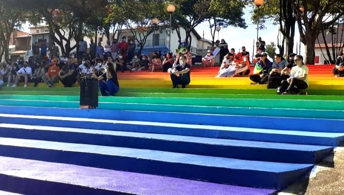 boituva gay praça da biblia